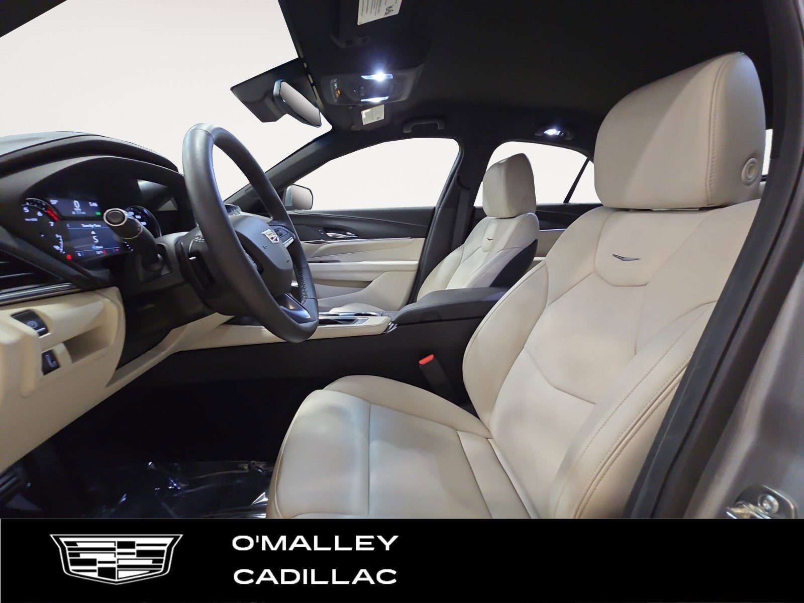 2025 Cadillac CT4 Premium Luxury