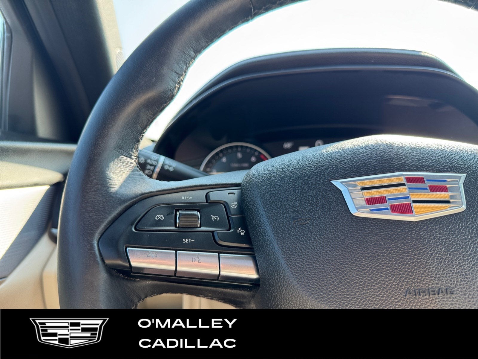 2024 Cadillac CT4 Luxury