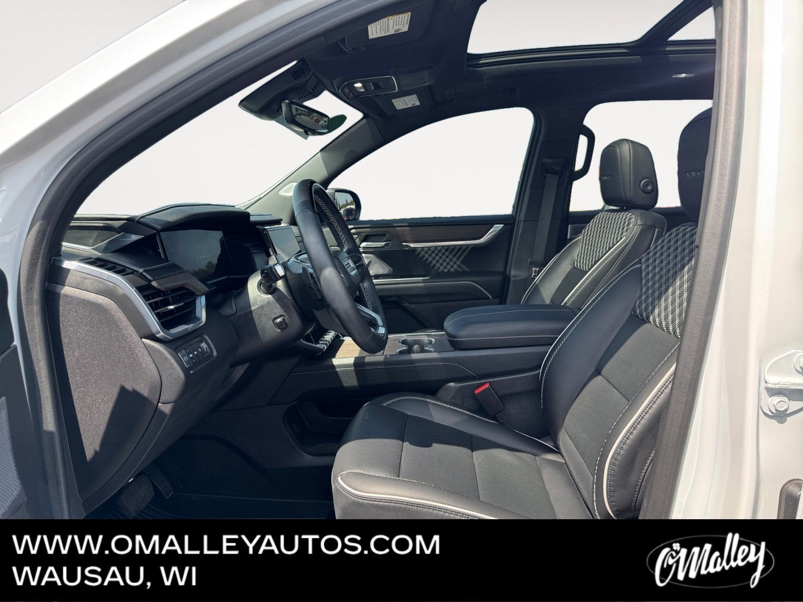 2024 GMC Acadia Denali