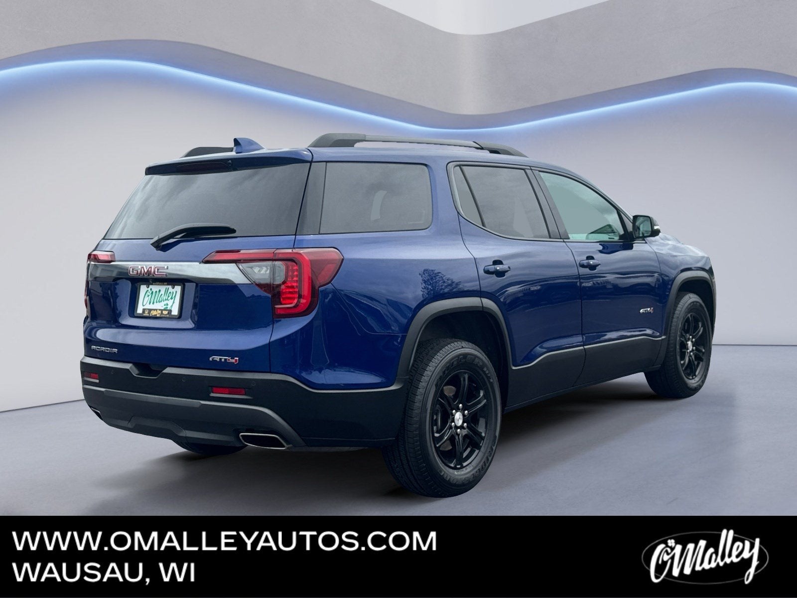 2023 GMC Acadia AT4