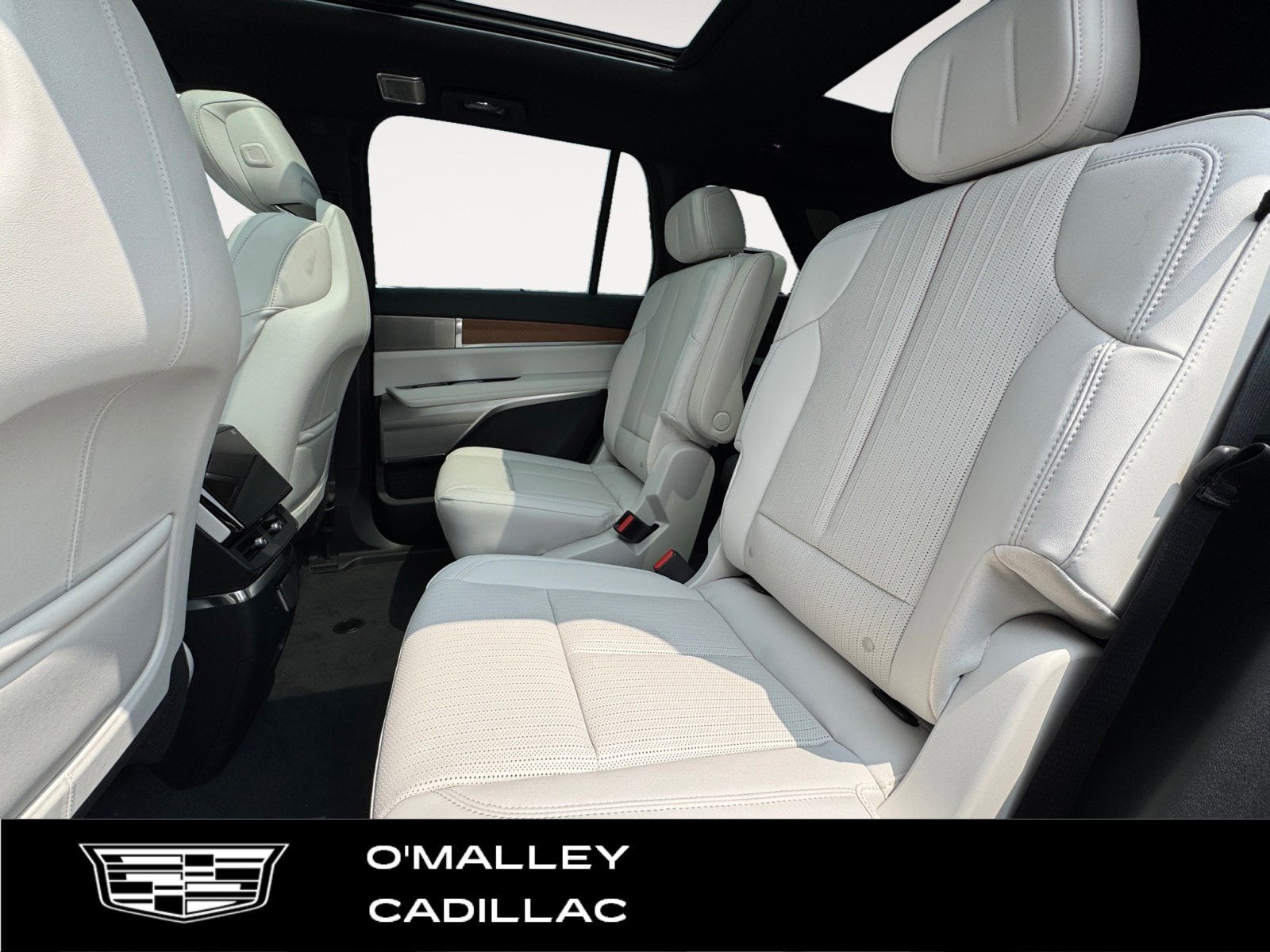 2026 Cadillac VISTIQ Luxury