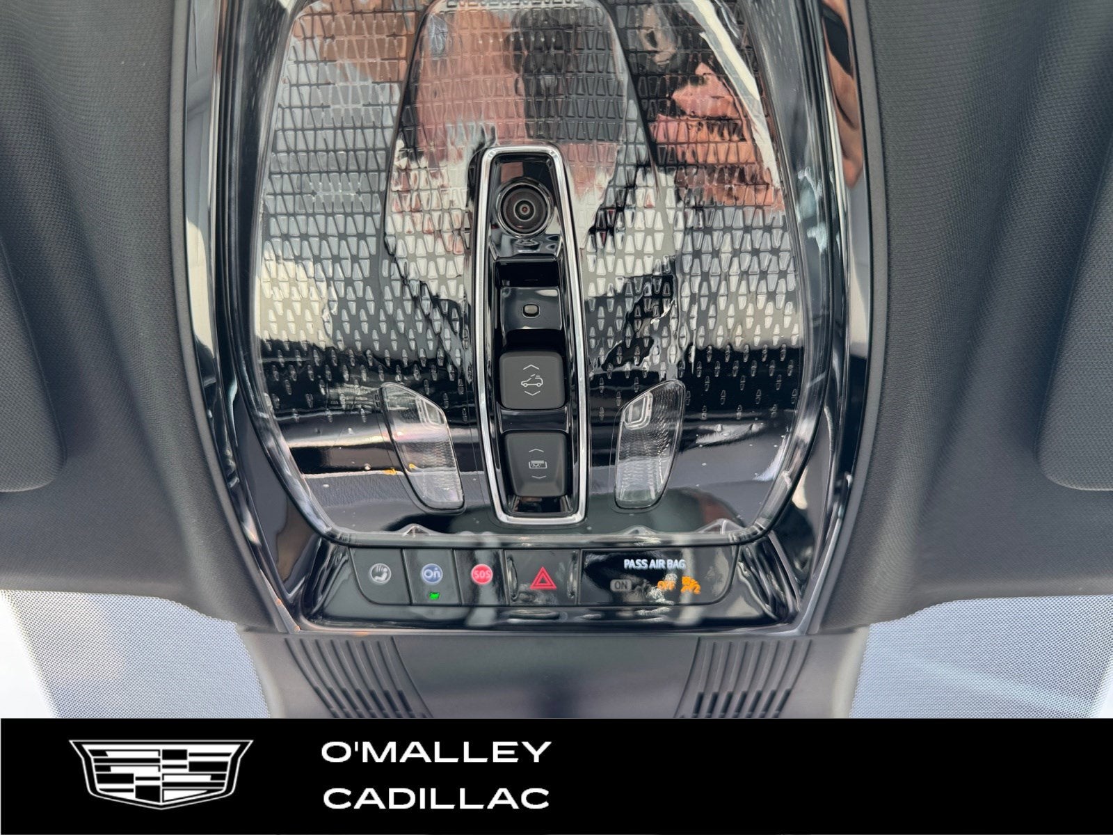 2026 Cadillac VISTIQ Luxury