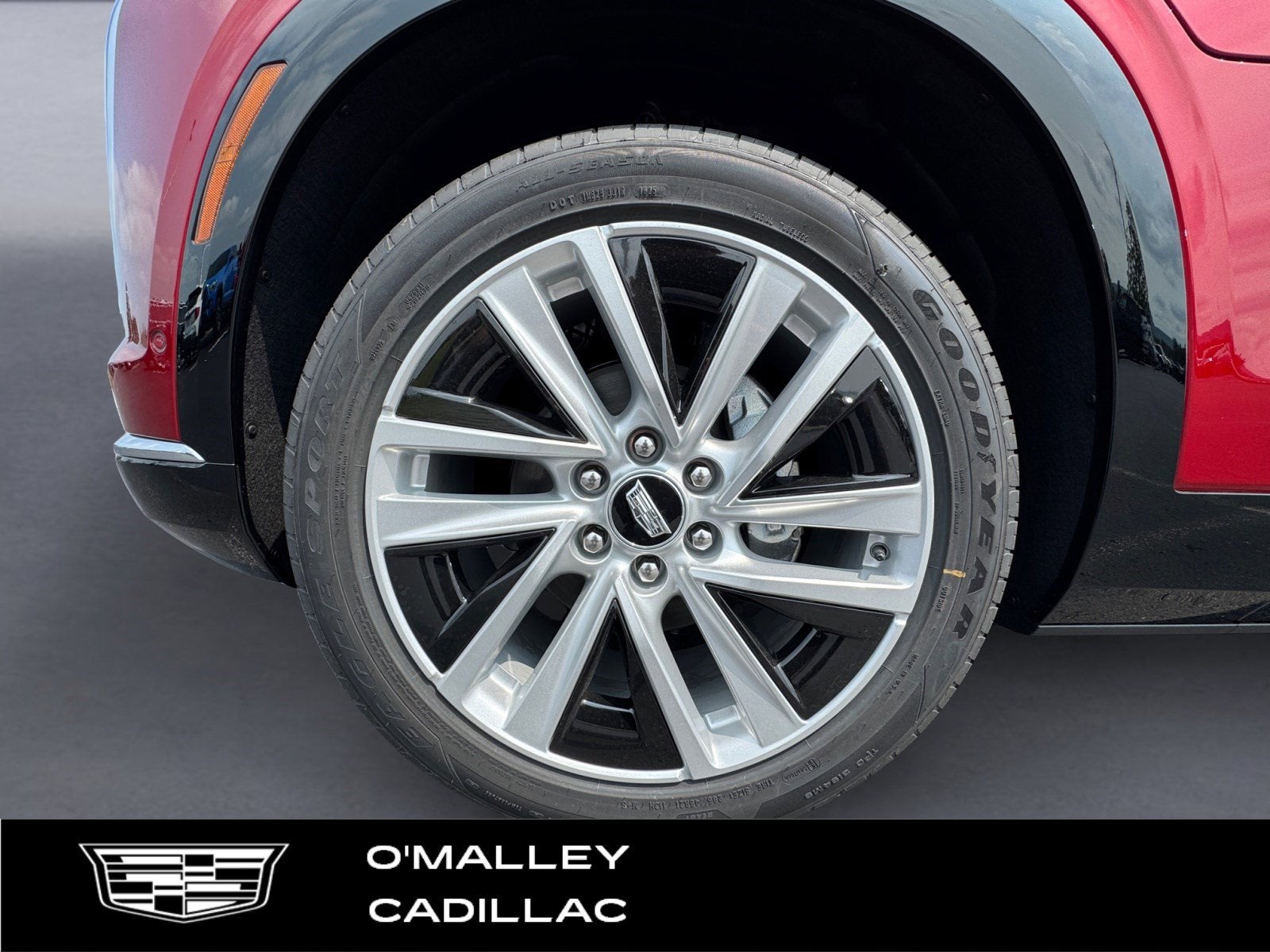 2026 Cadillac VISTIQ Luxury