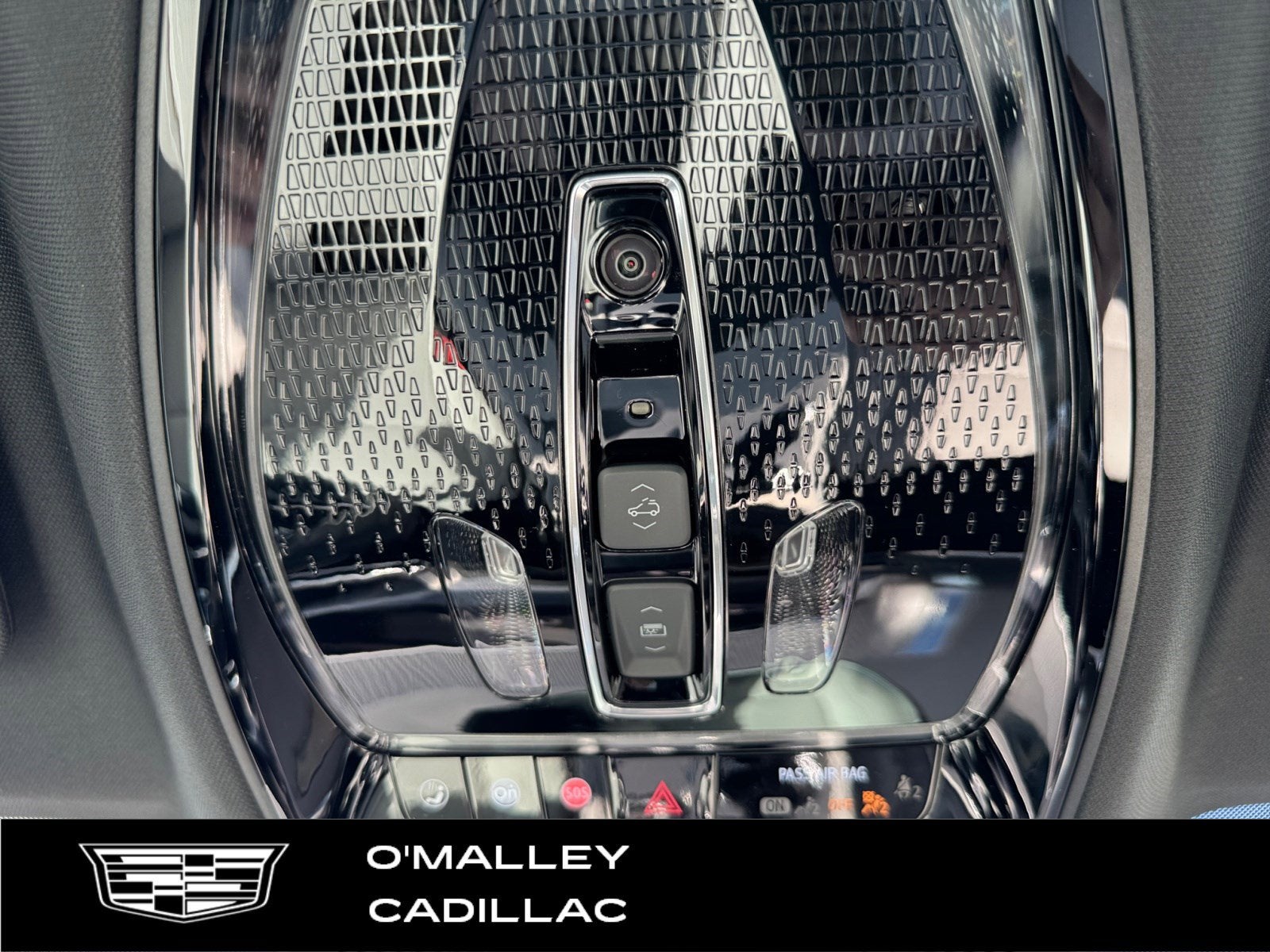 2026 Cadillac VISTIQ Luxury