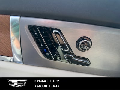 2026 Cadillac VISTIQ Luxury