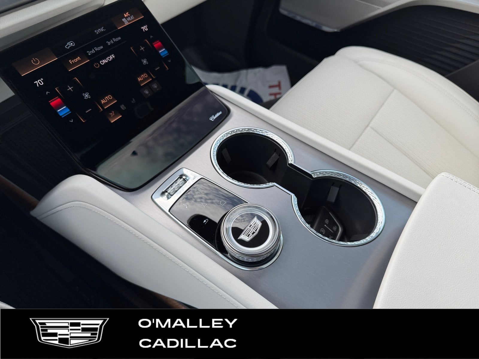 2027 Cadillac VISTIQ Luxury