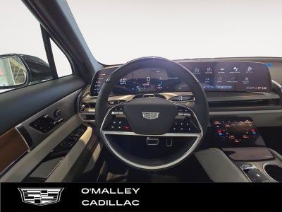 2026 Cadillac VISTIQ Luxury