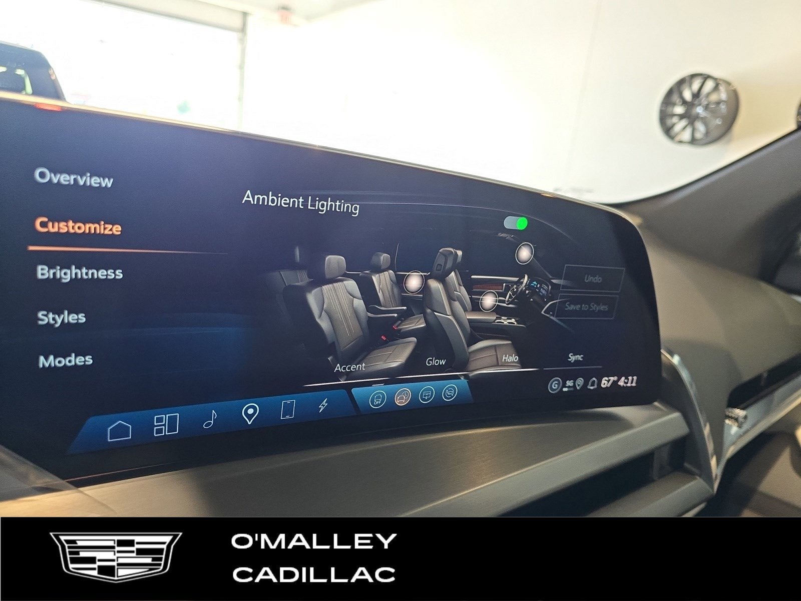 2026 Cadillac VISTIQ Luxury