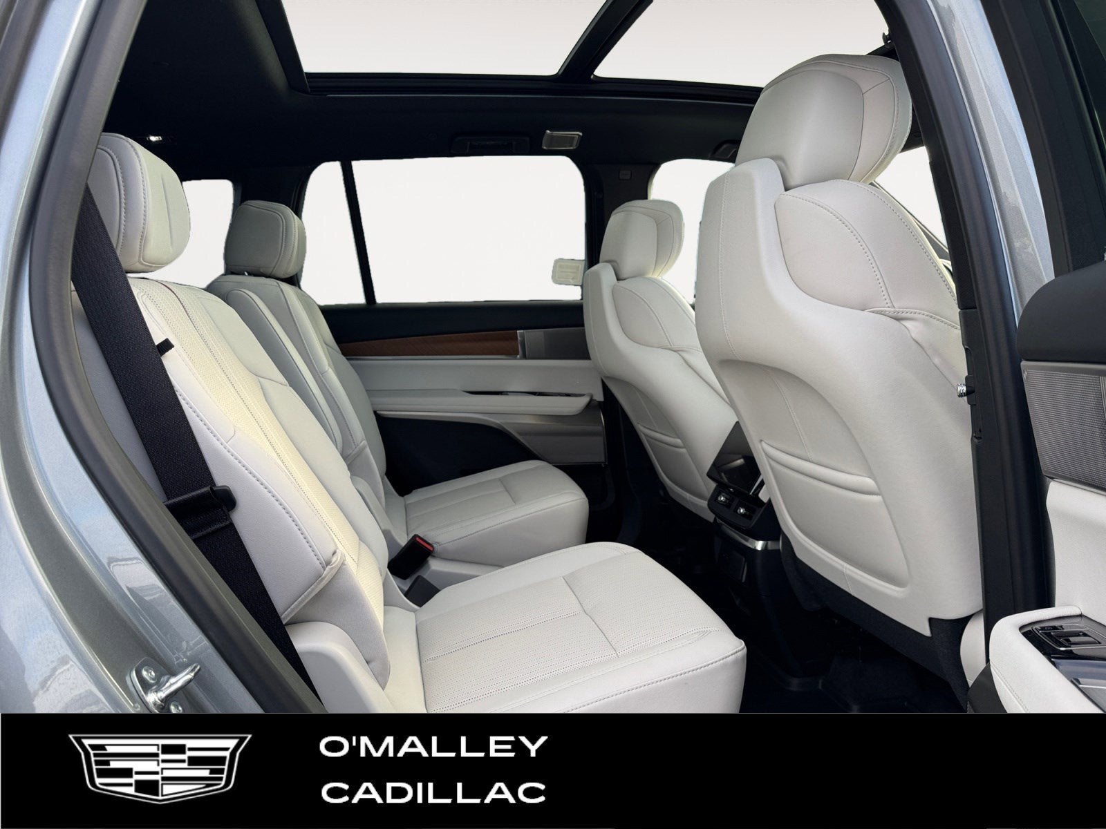 2026 Cadillac VISTIQ Sport