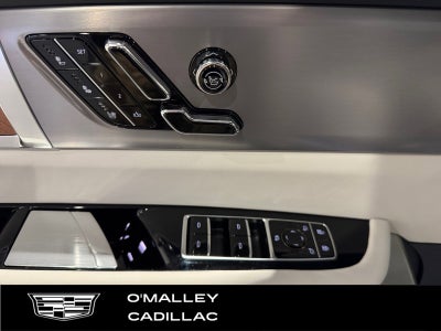 2026 Cadillac VISTIQ Sport