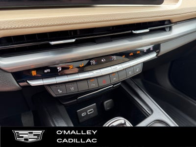 2024 Cadillac XT4 Premium Luxury