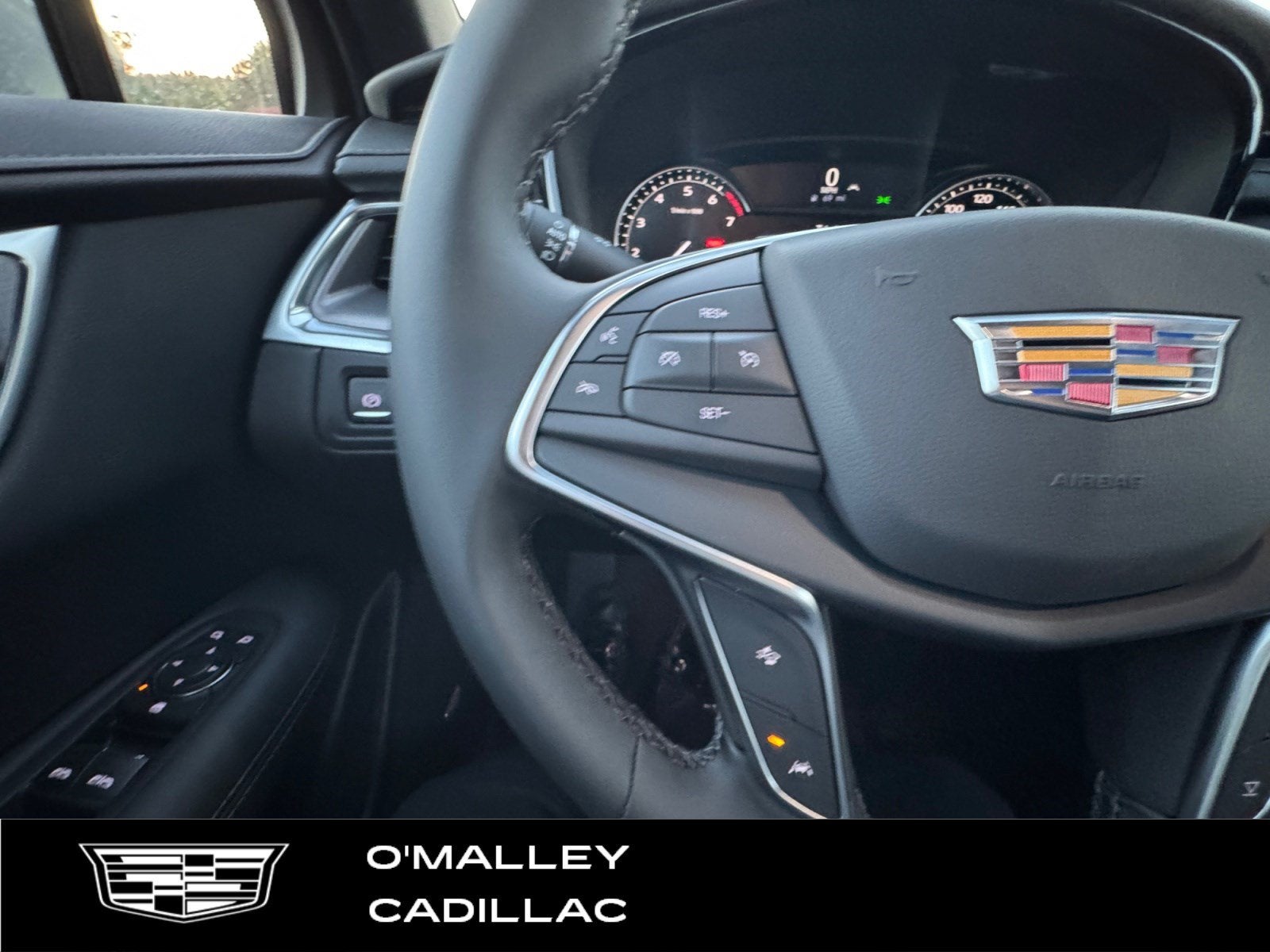 2026 Cadillac XT5 Luxury