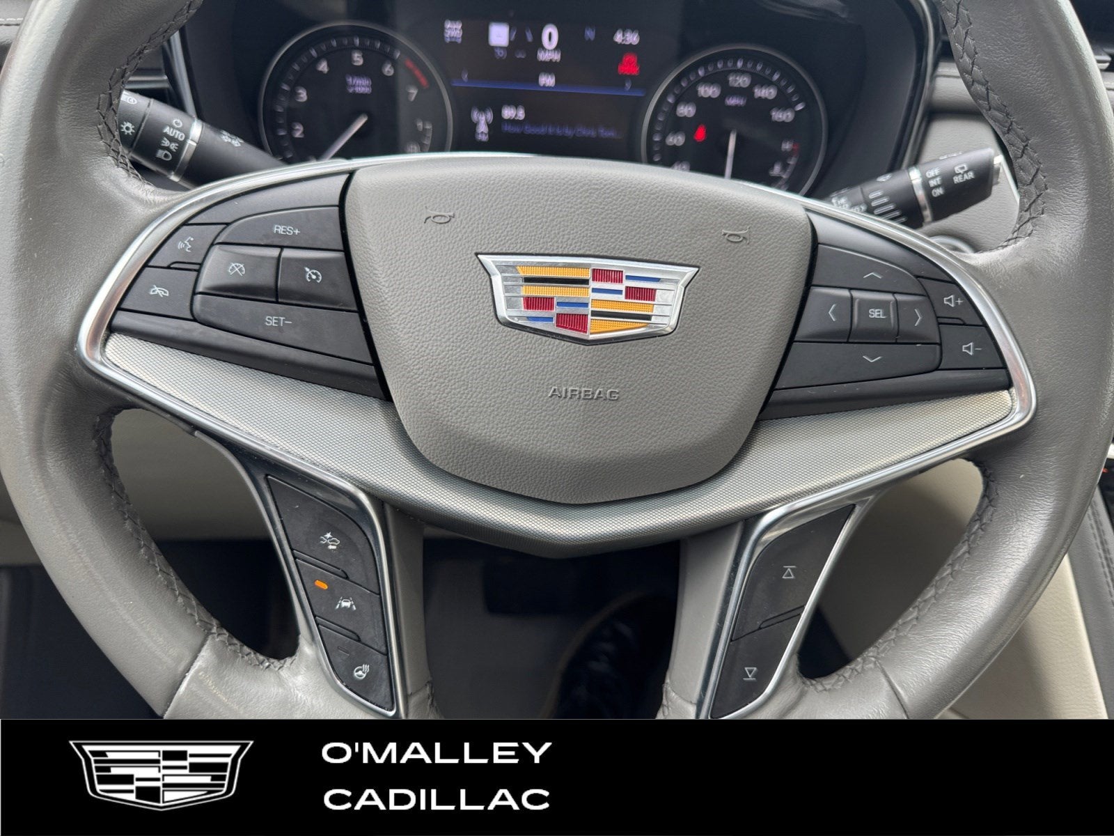 2023 Cadillac XT5 Premium Luxury