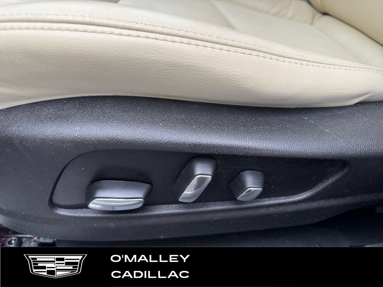 2017 Cadillac XT5 Luxury AWD