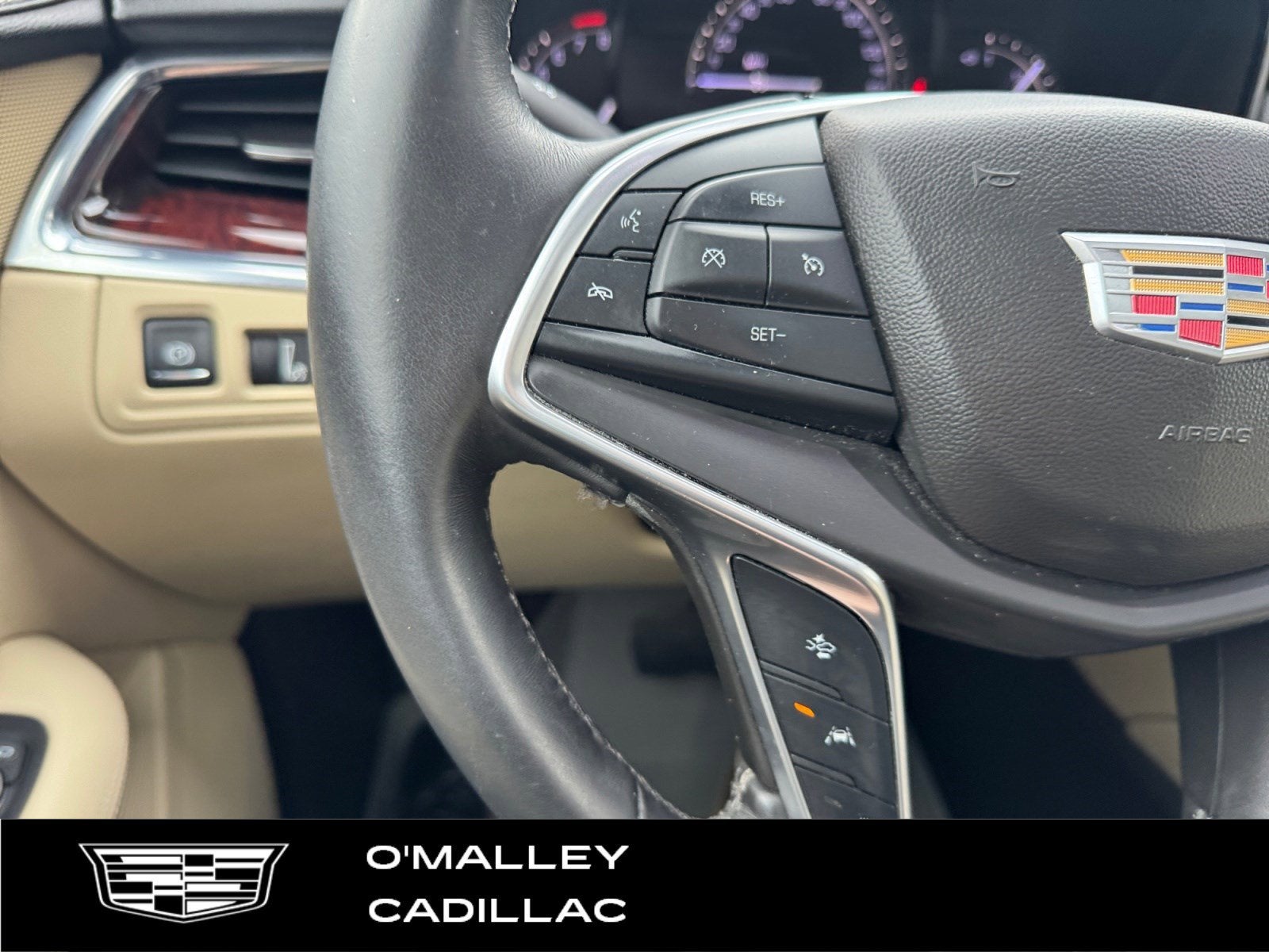 2017 Cadillac XT5 Luxury AWD