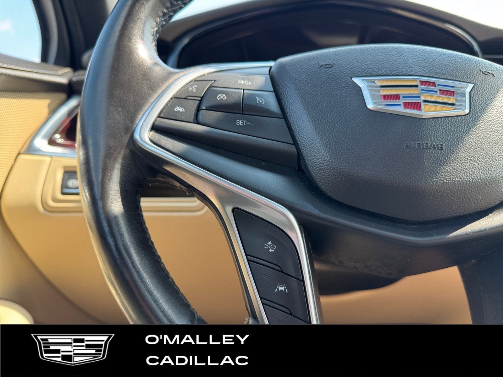 2018 Cadillac XT5 Luxury AWD
