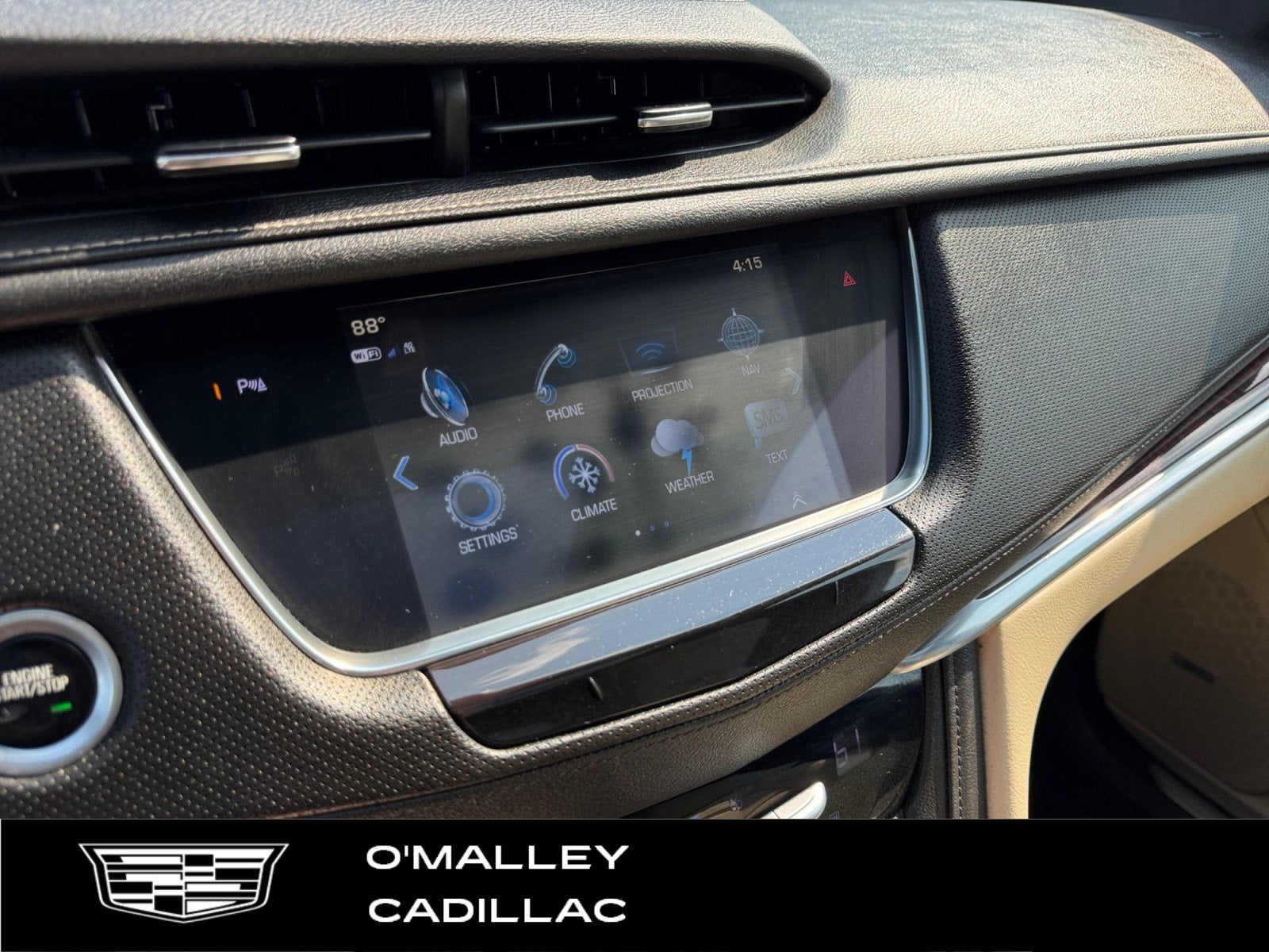 2018 Cadillac XT5 Luxury AWD