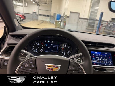 2026 Cadillac XT5 Sport