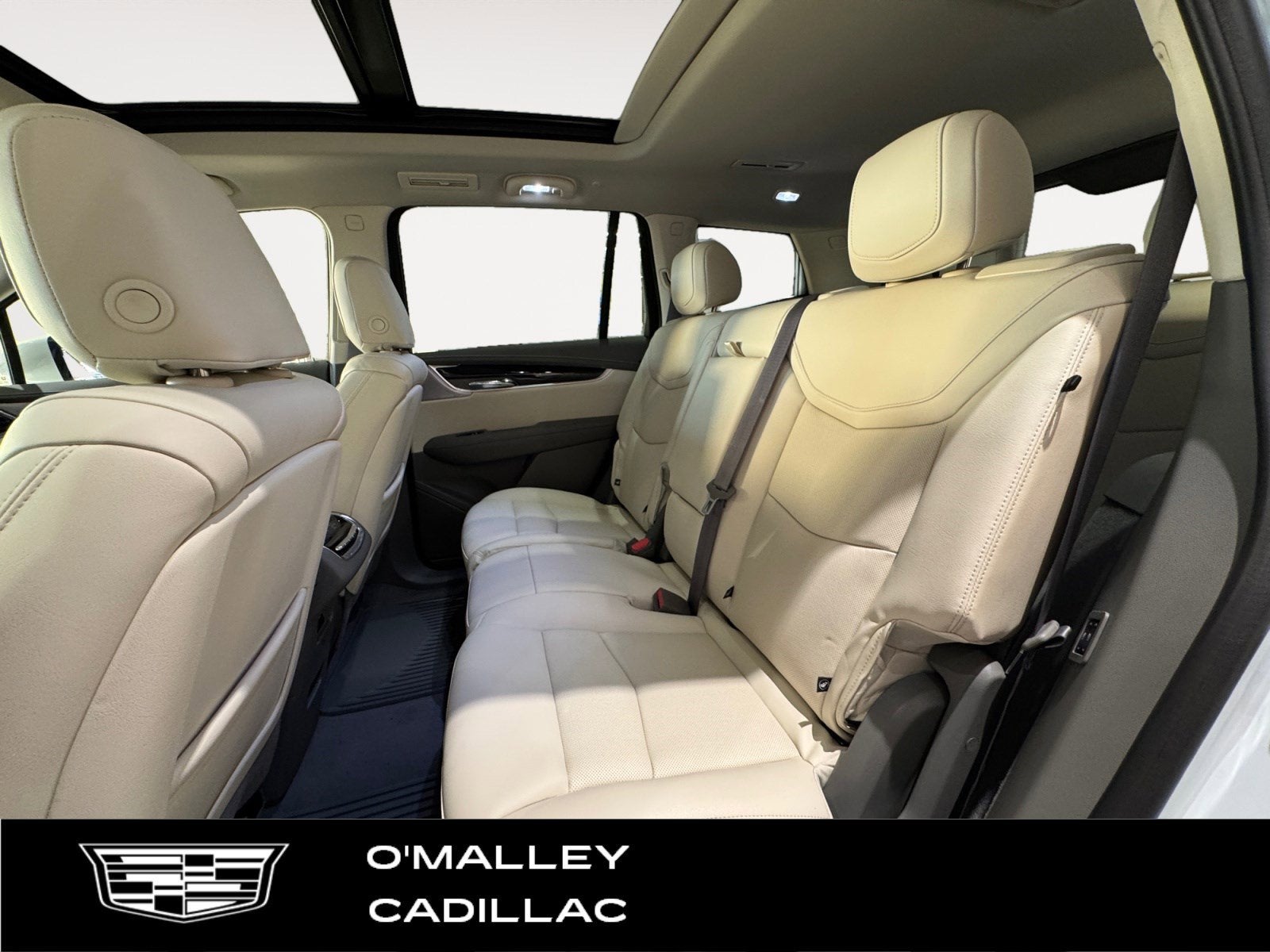 2025 Cadillac XT6 Premium Luxury