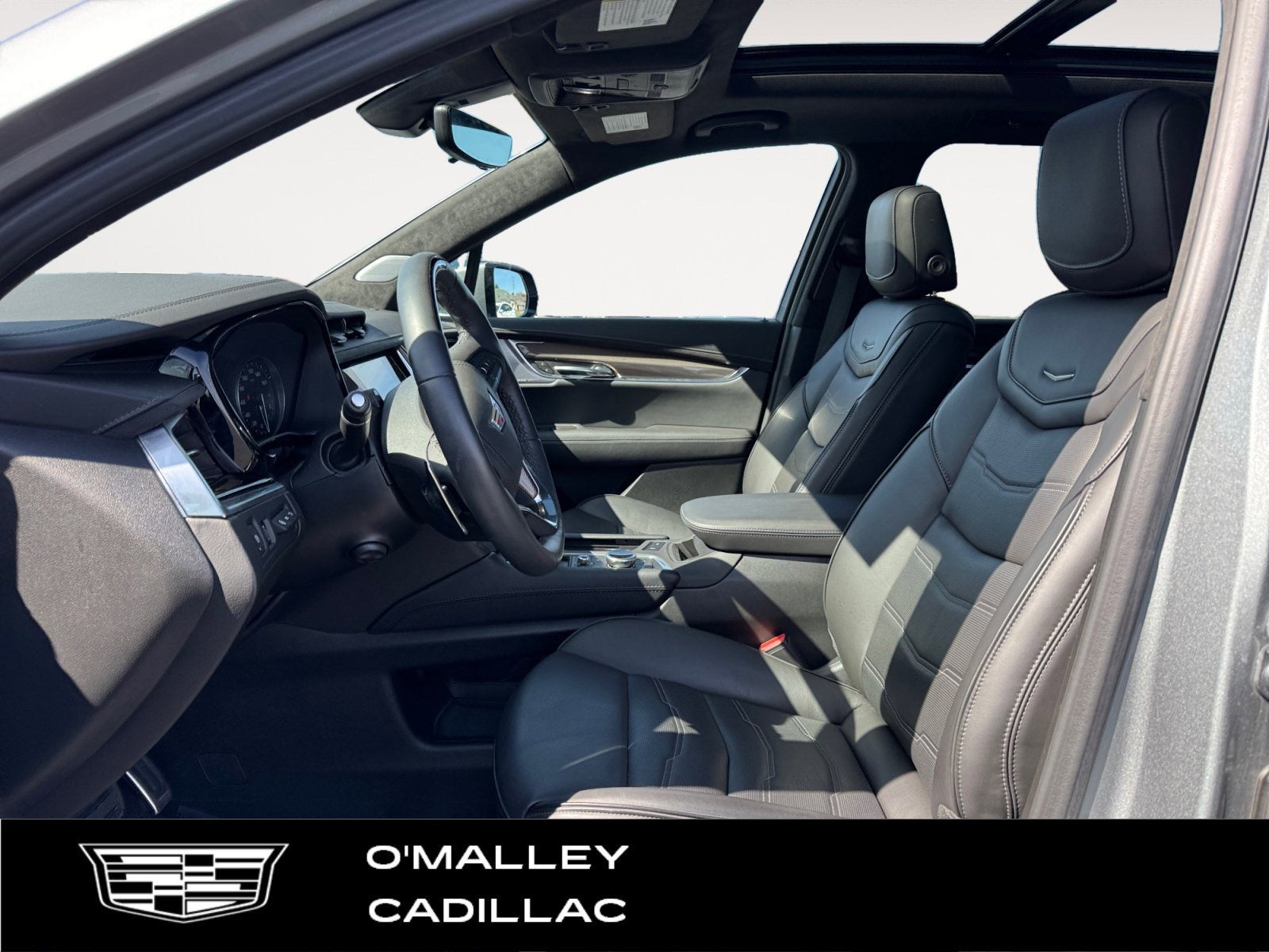 2025 Cadillac XT6 Sport