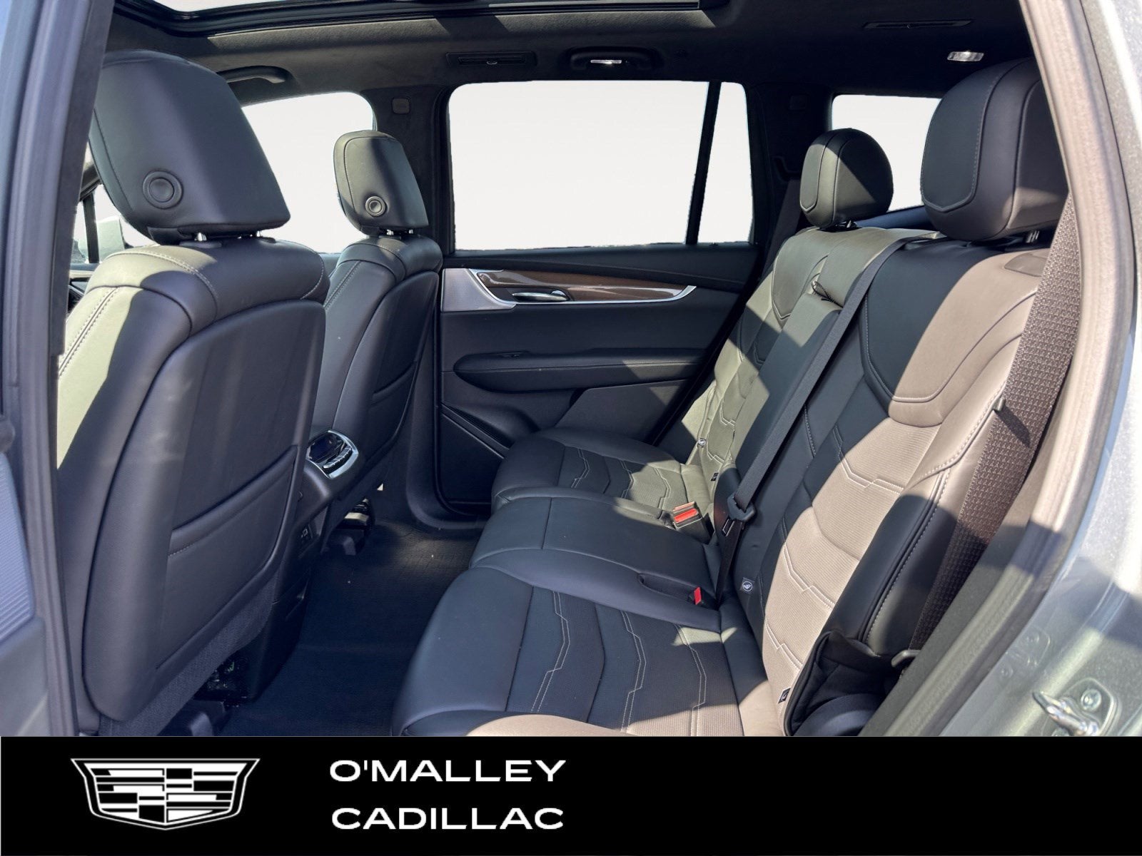 2025 Cadillac XT6 Sport