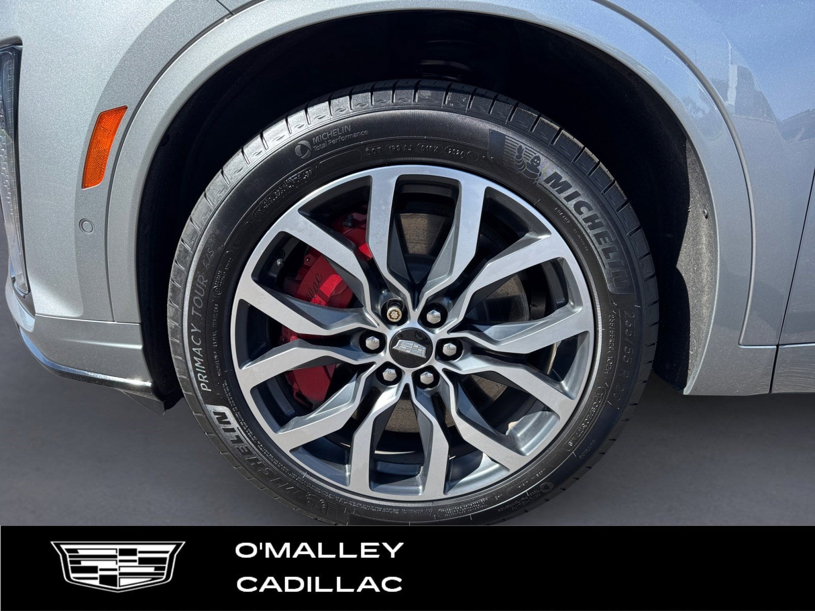2025 Cadillac XT6 Sport