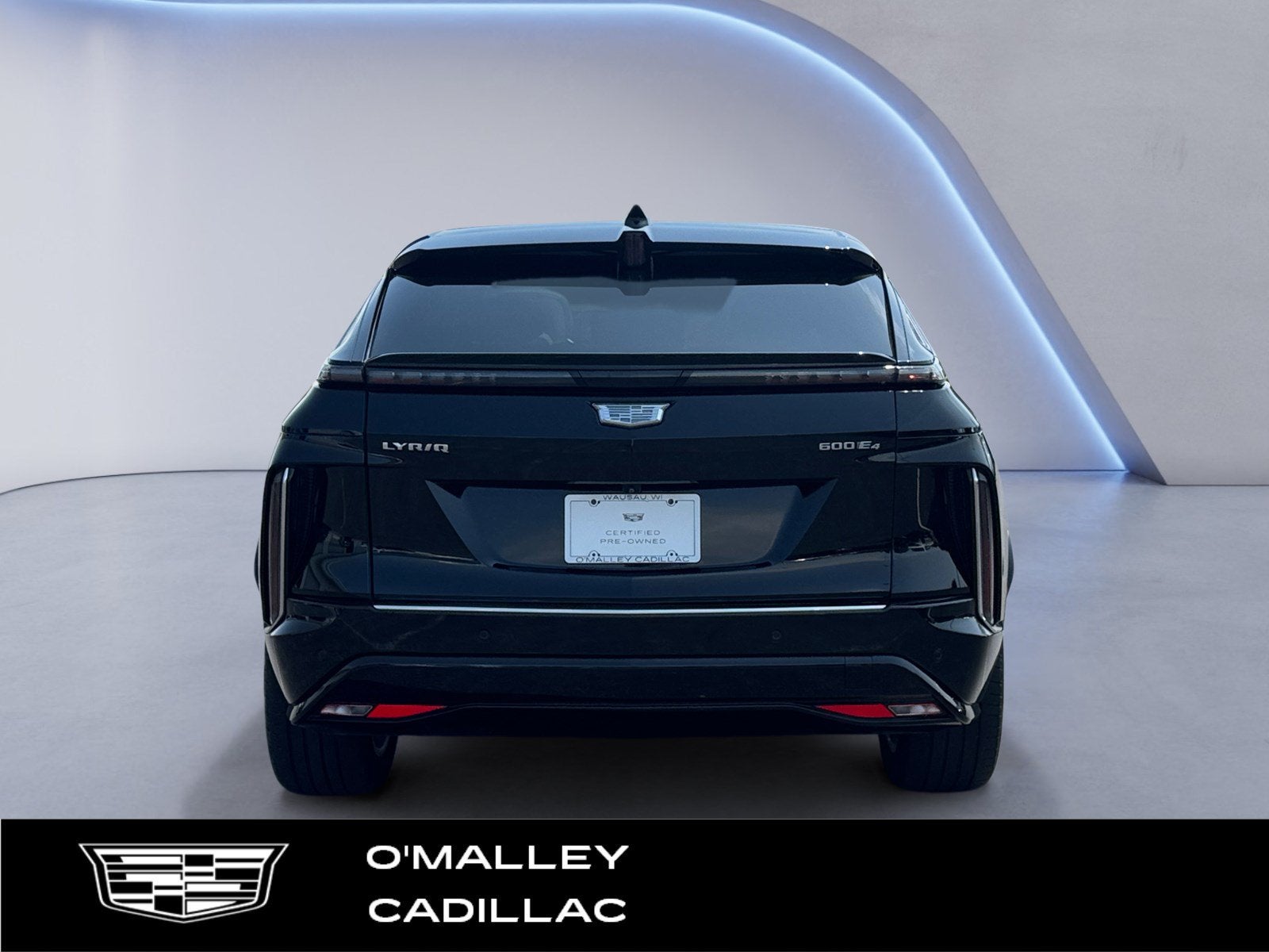 2024 Cadillac LYRIQ Luxury 1