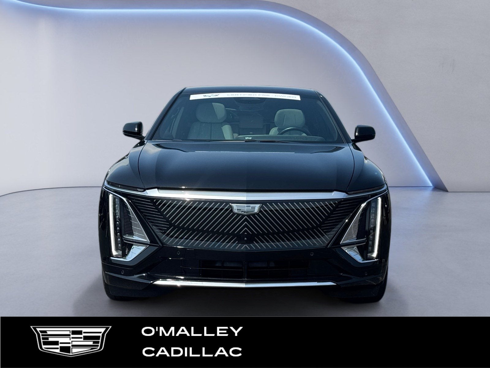 2024 Cadillac LYRIQ Luxury 1