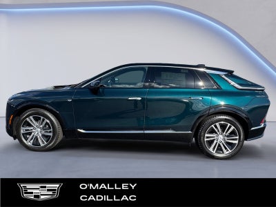 2025 Cadillac LYRIQ Luxury 2