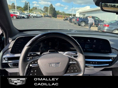 2025 Cadillac LYRIQ Luxury 2