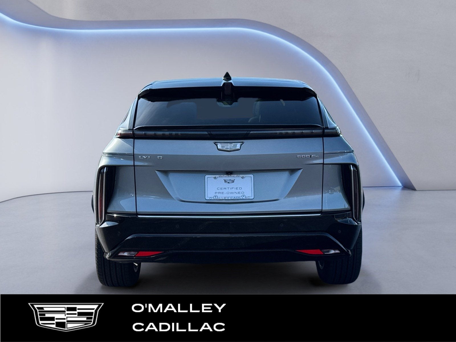 2024 Cadillac LYRIQ Luxury 2