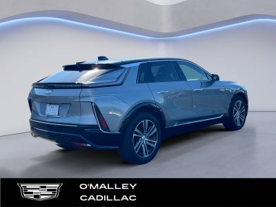 2024 Cadillac LYRIQ Luxury 2