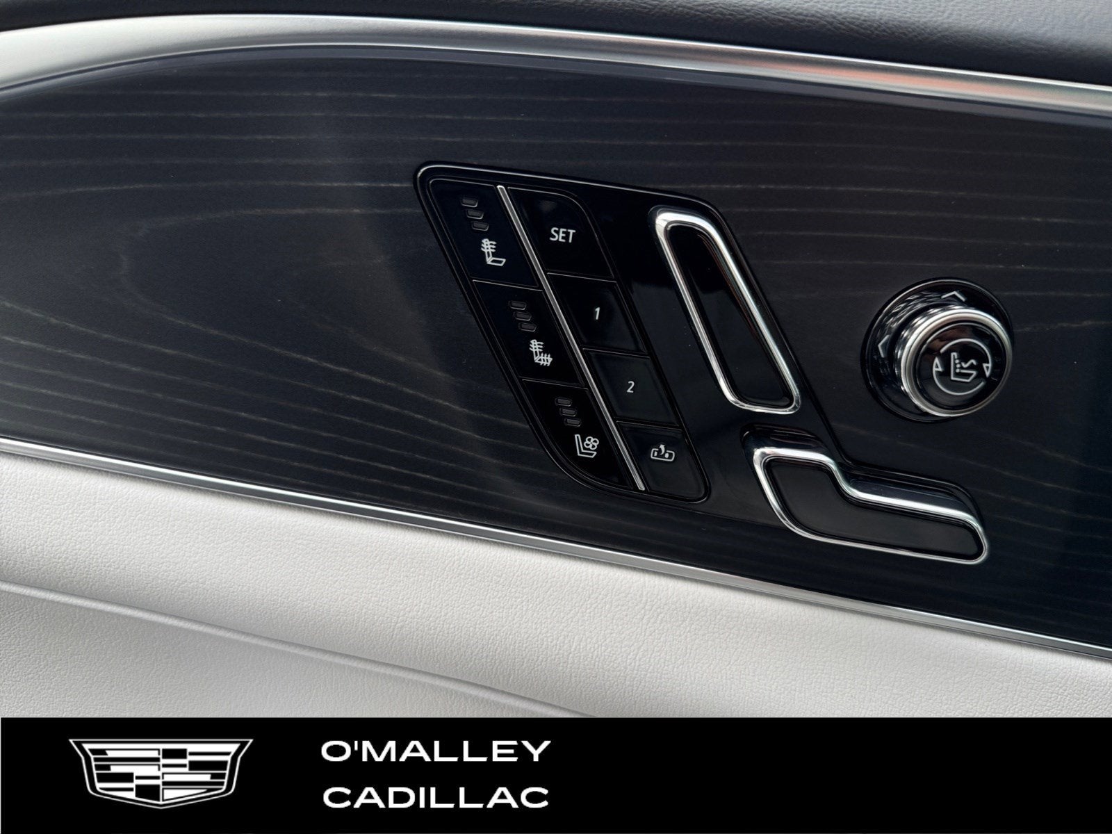 2026 Cadillac LYRIQ Premium Luxury