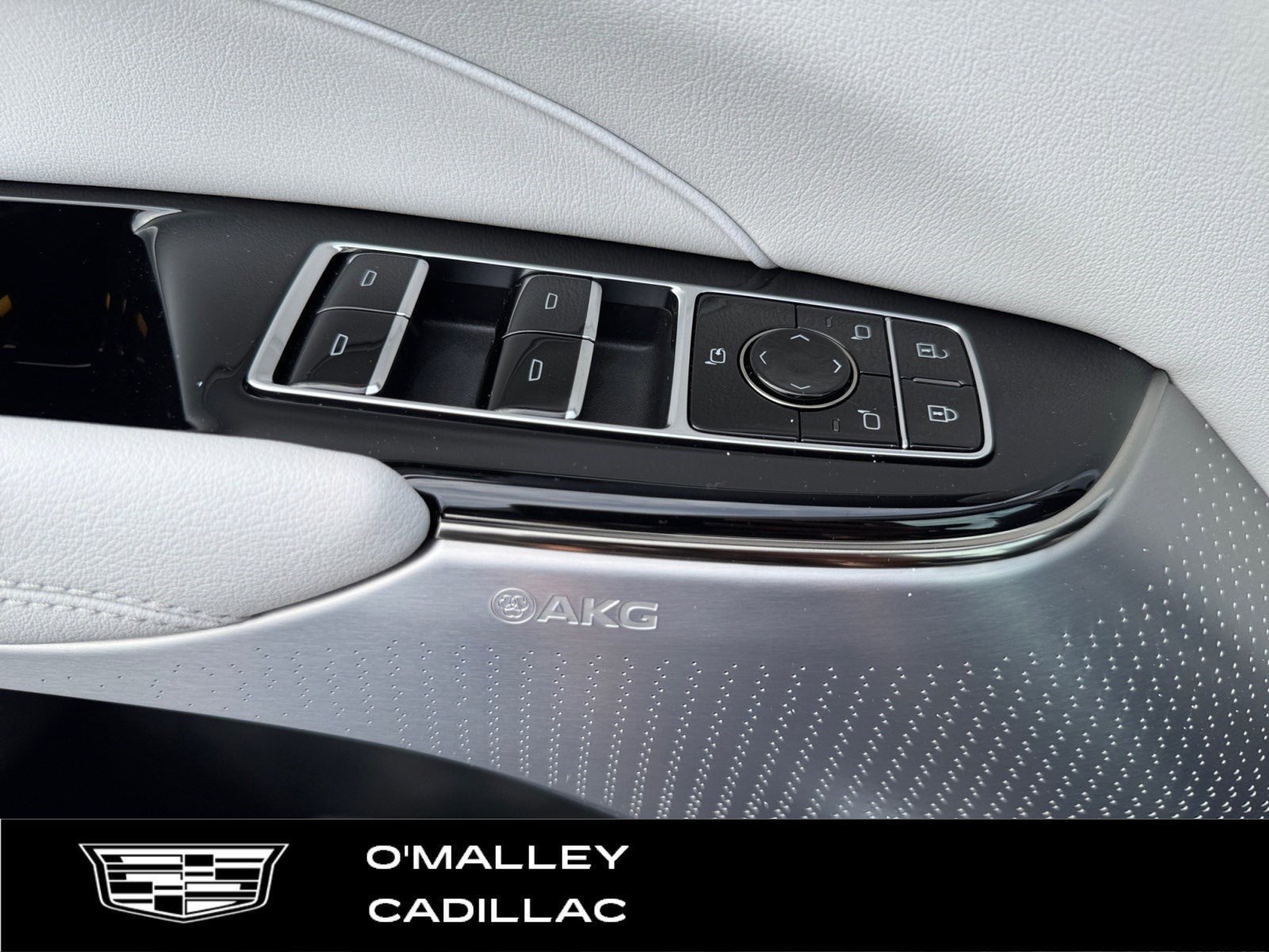 2026 Cadillac LYRIQ Premium Luxury