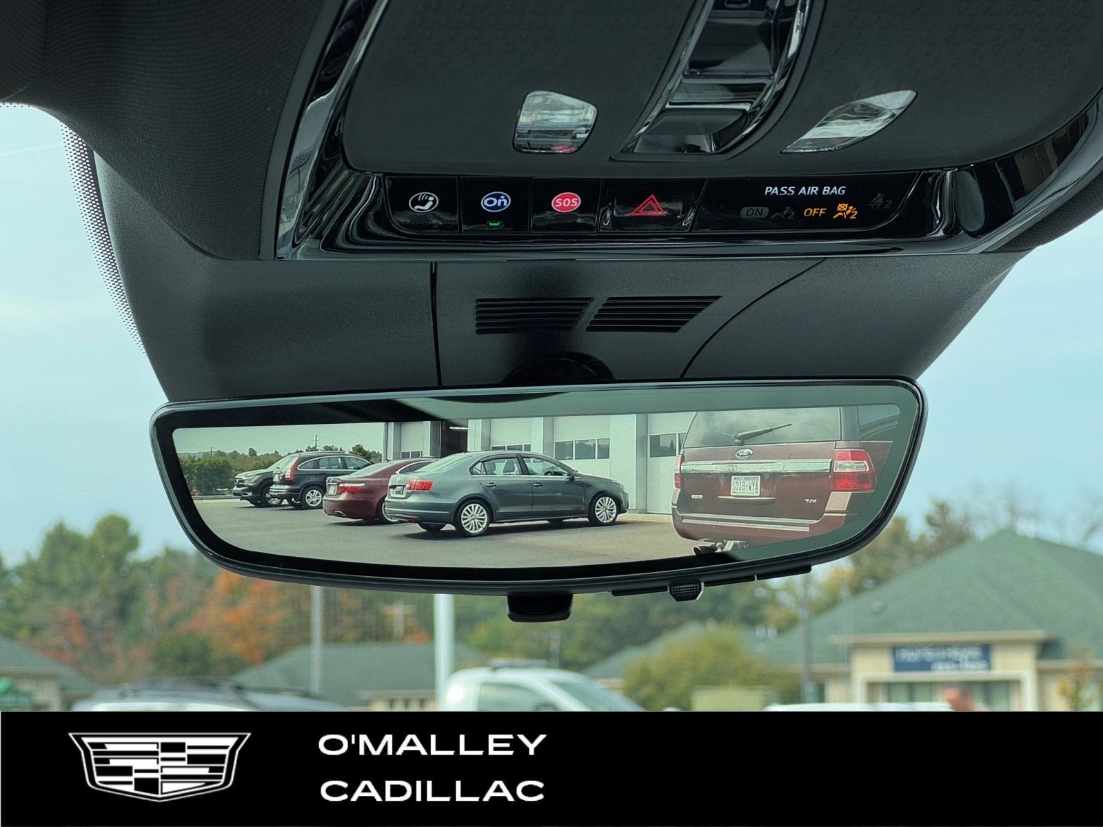 2026 Cadillac LYRIQ Premium Luxury