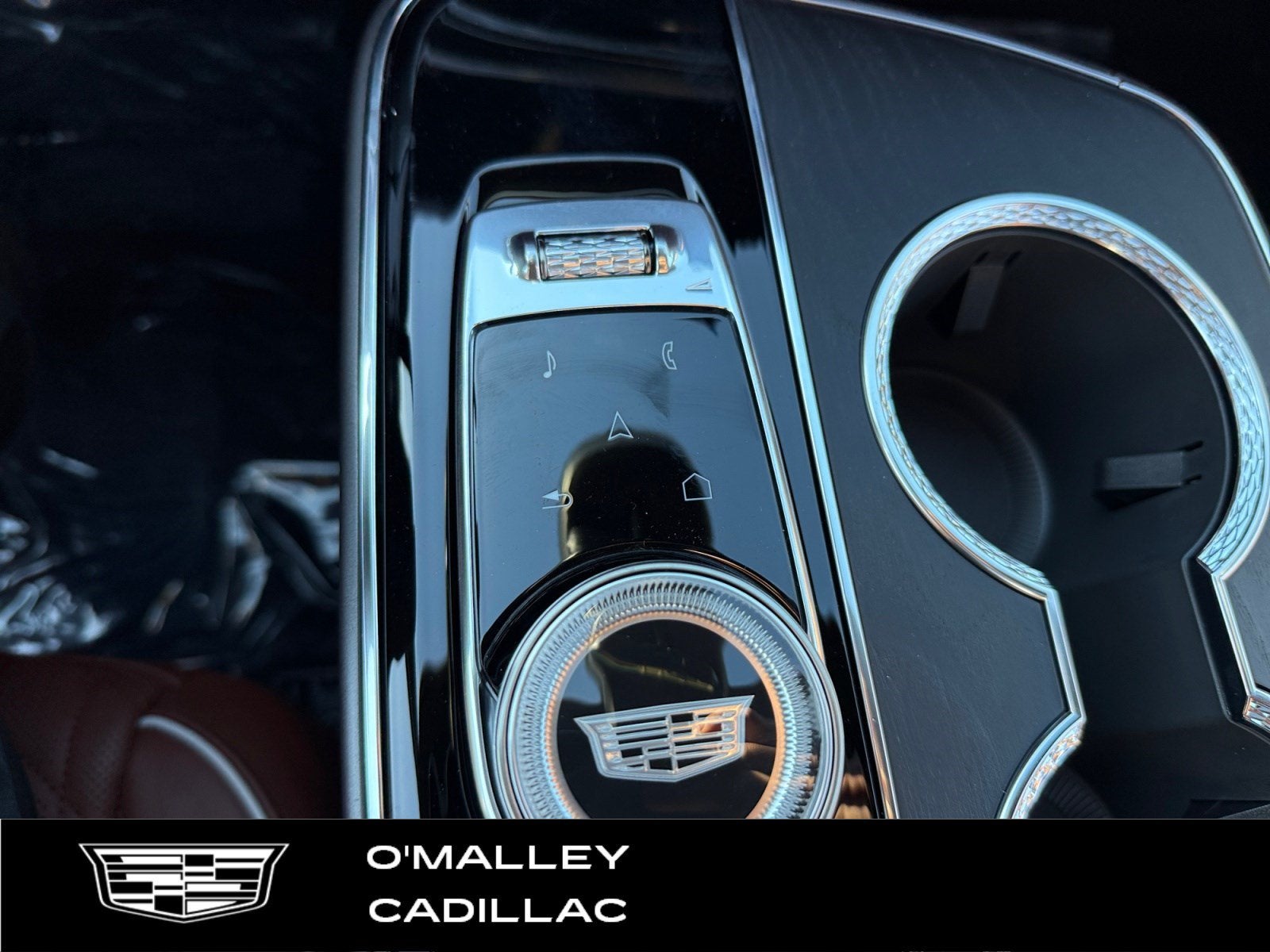 2027 Cadillac LYRIQ Signature Luxury