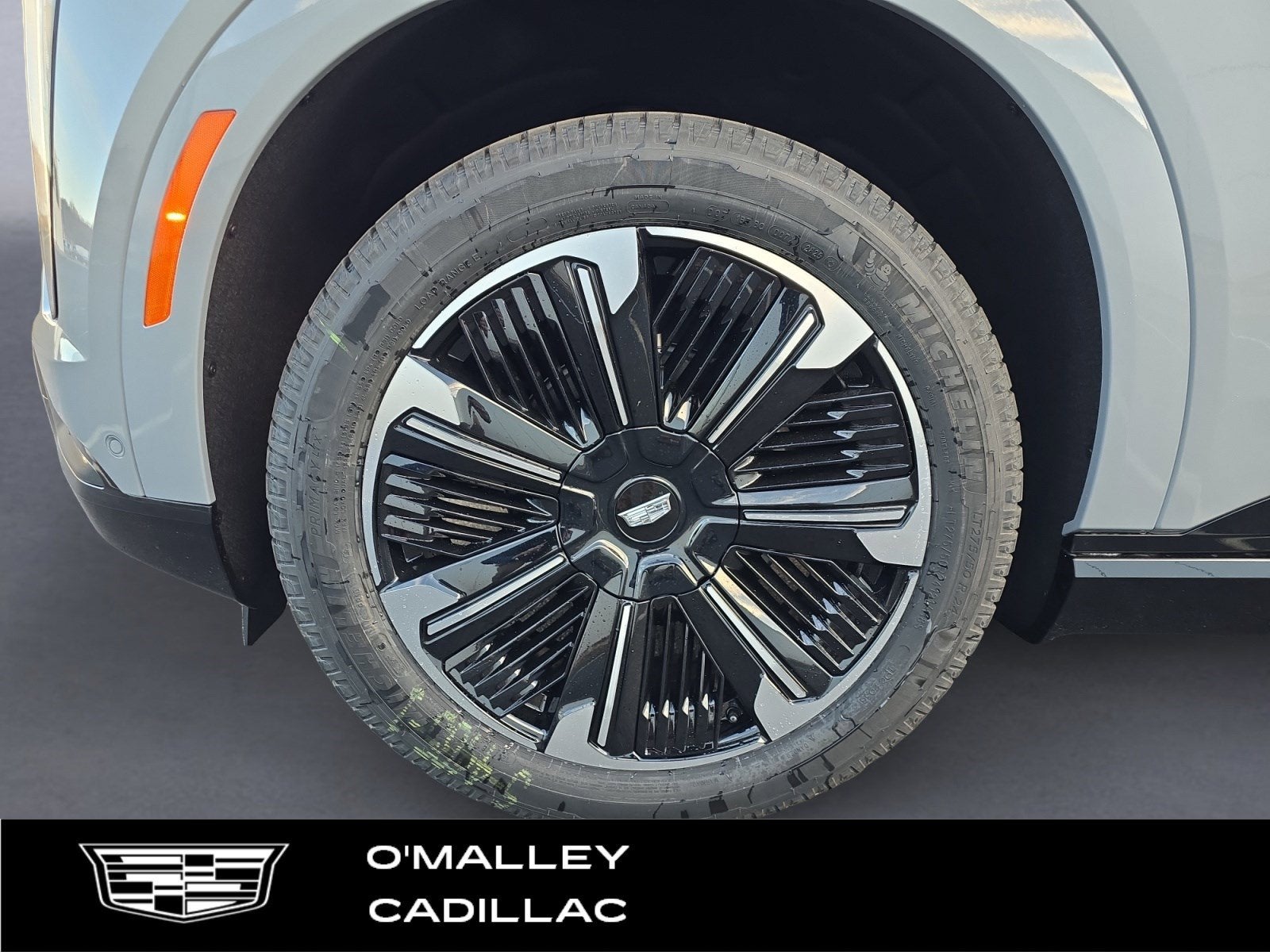 2026 Cadillac ESCALADE IQL Sport