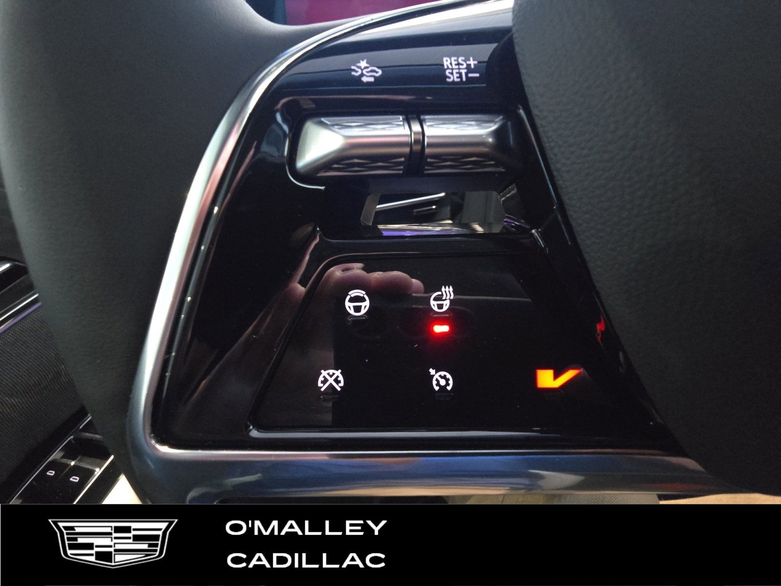 2026 Cadillac ESCALADE IQL Sport