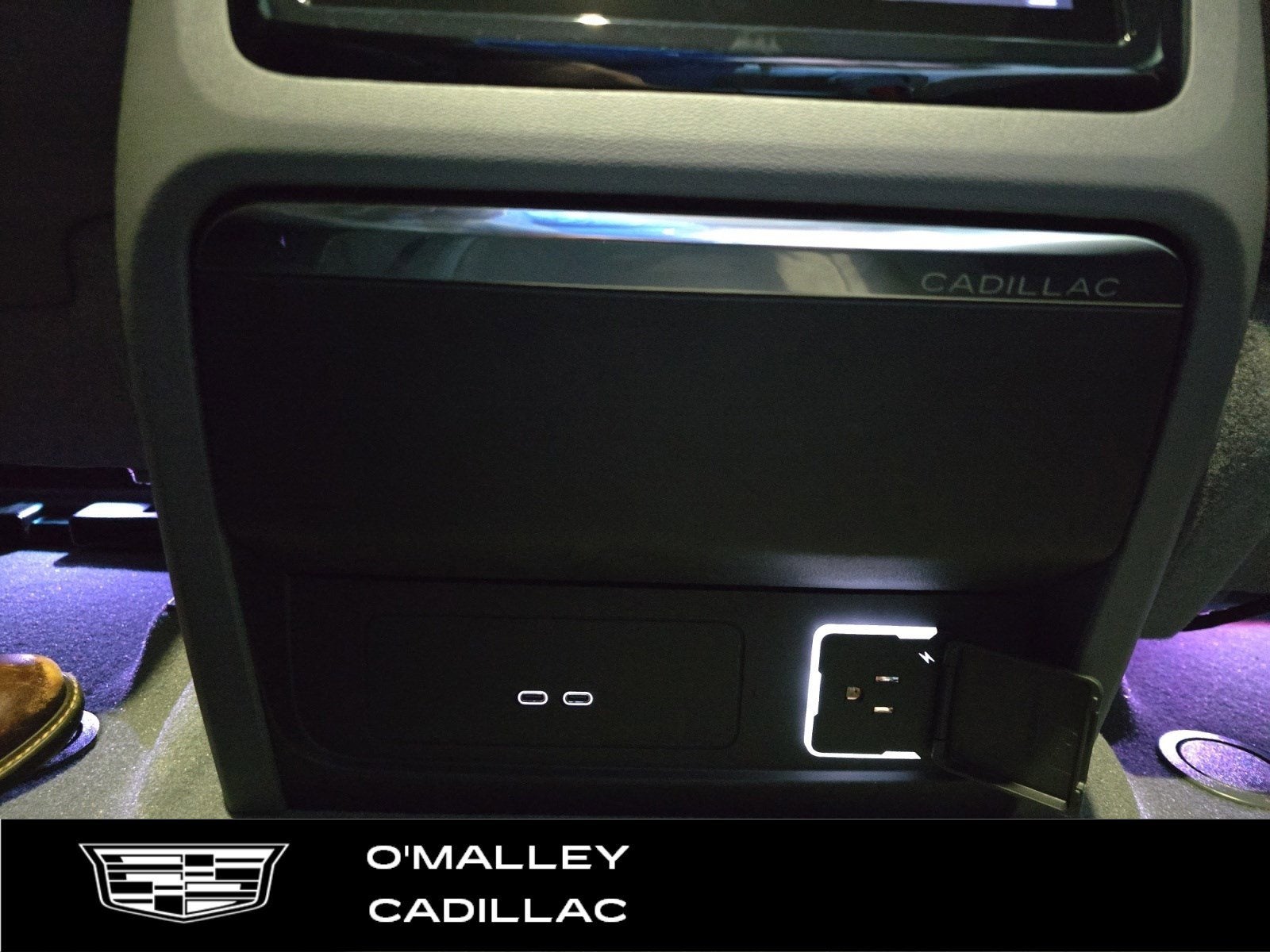 2026 Cadillac ESCALADE IQL Sport