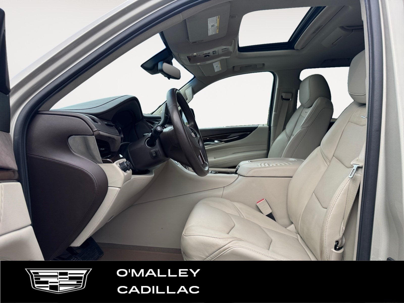 2017 Cadillac Escalade Luxury