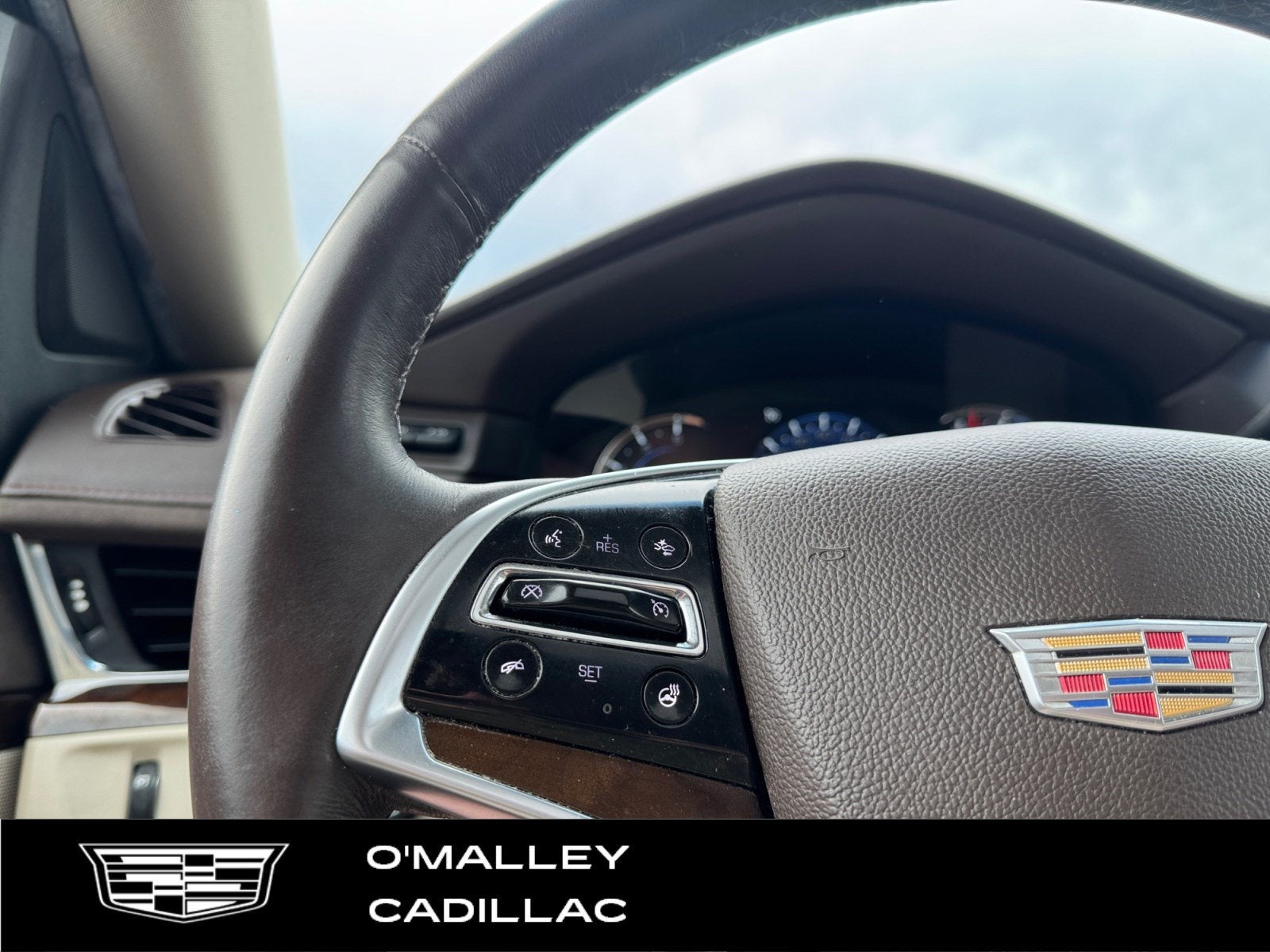 2017 Cadillac Escalade Luxury