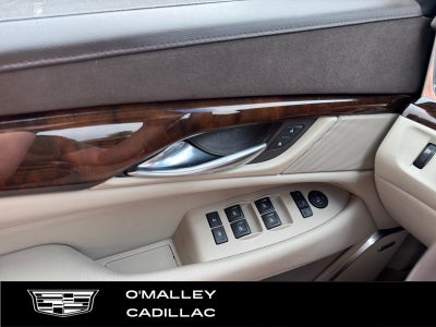 2017 Cadillac Escalade Luxury