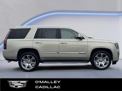 2017 Cadillac Escalade Luxury