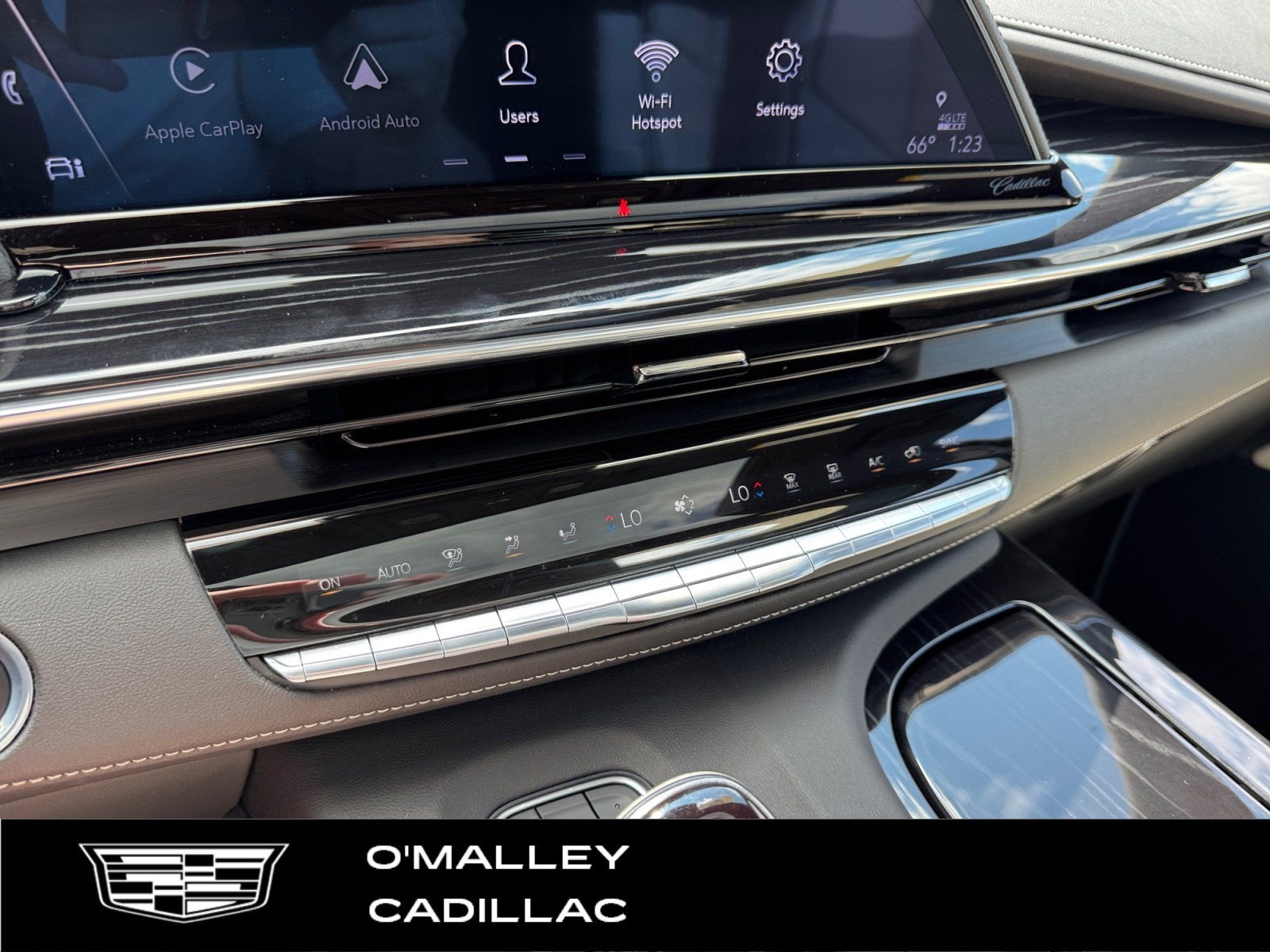 2023 Cadillac Escalade 4WD Sport