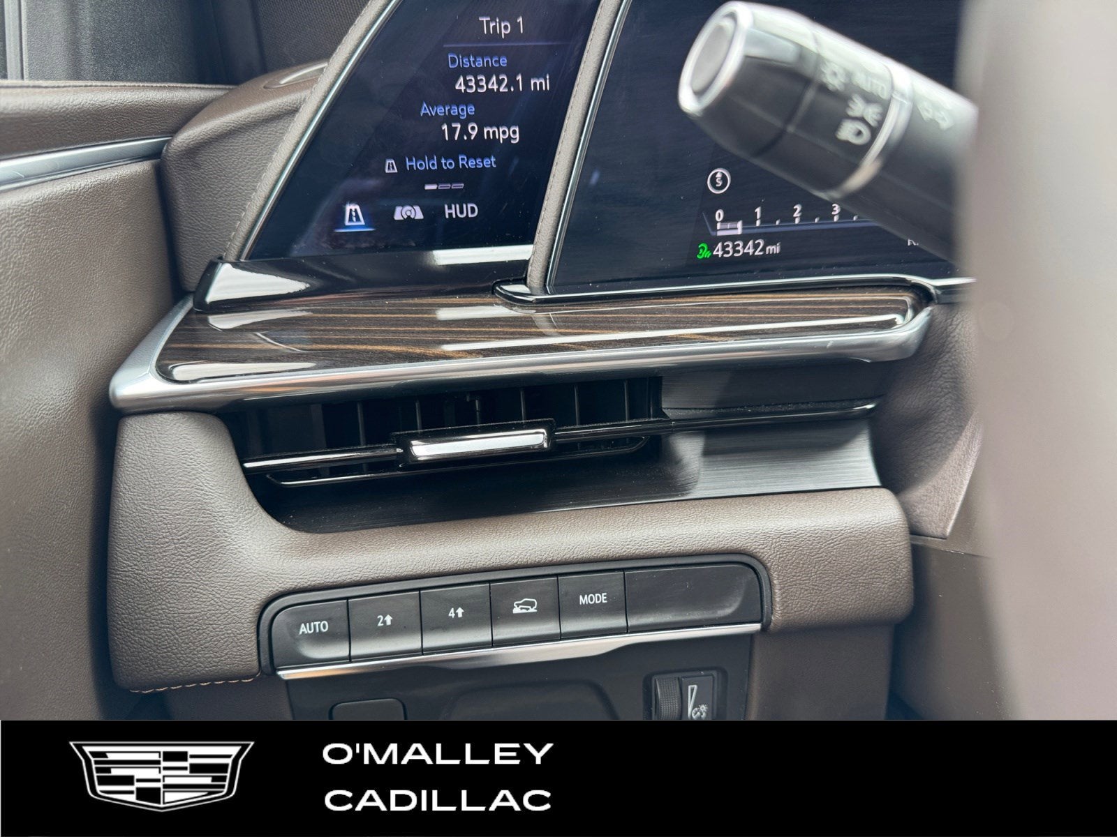 2022 Cadillac Escalade ESV Premium Luxury