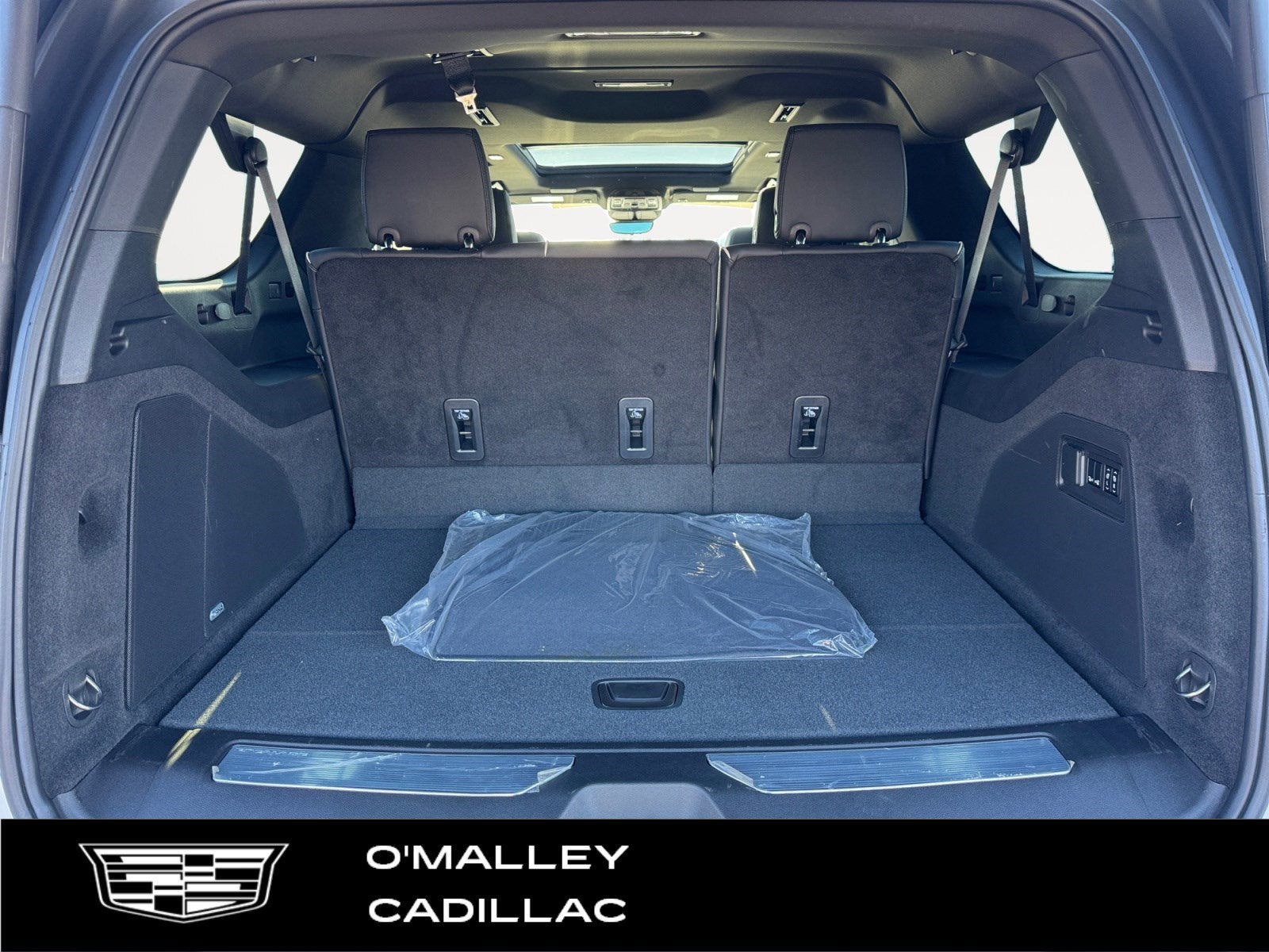 2023 Cadillac Escalade ESV Premium Luxury