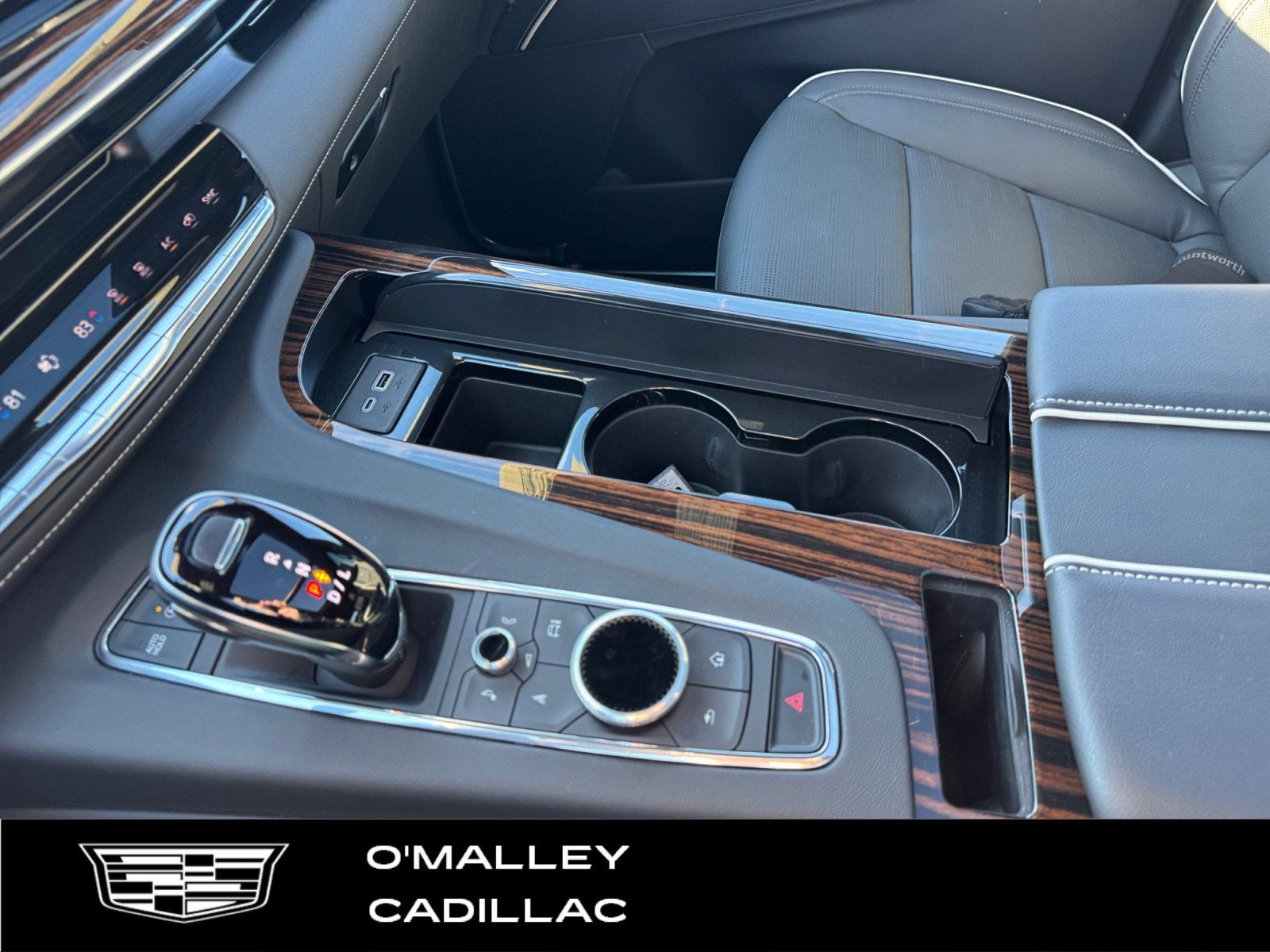 2023 Cadillac Escalade ESV Premium Luxury