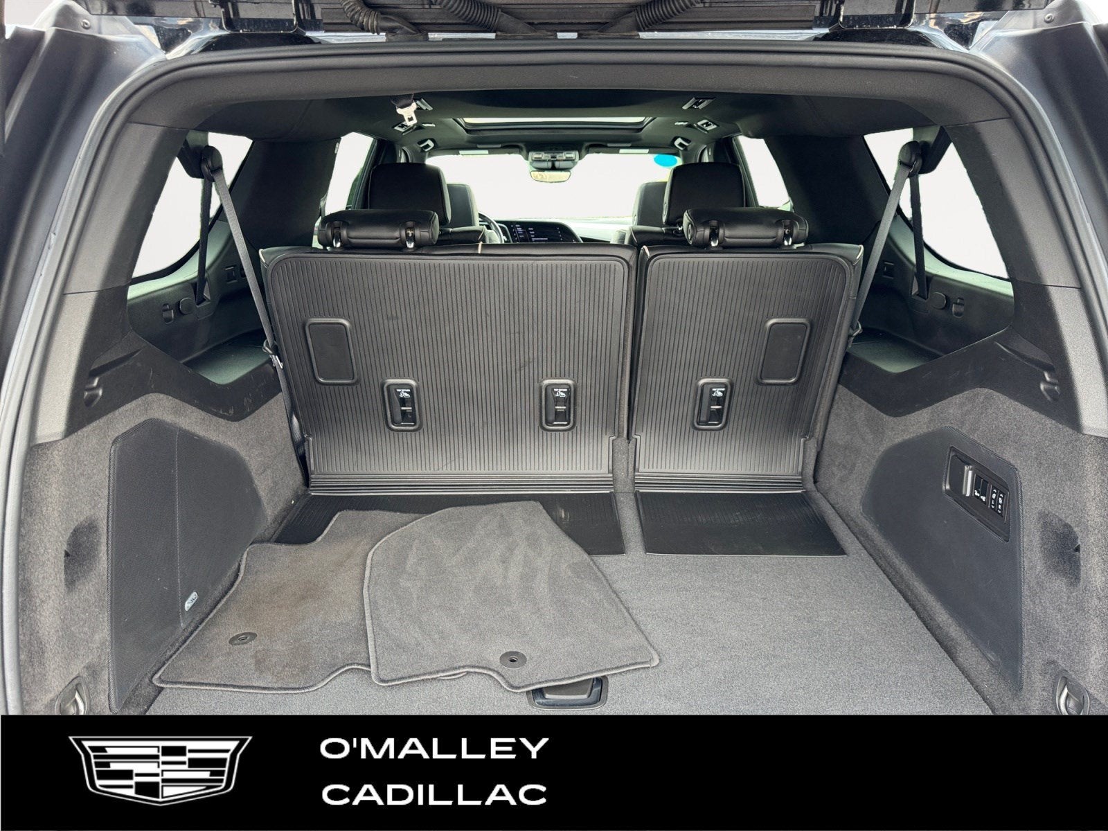 2023 Cadillac Escalade ESV Premium Luxury