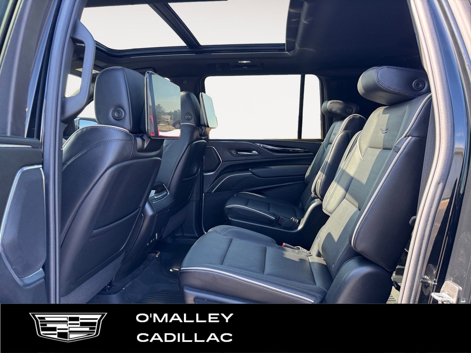 2023 Cadillac Escalade ESV Sport