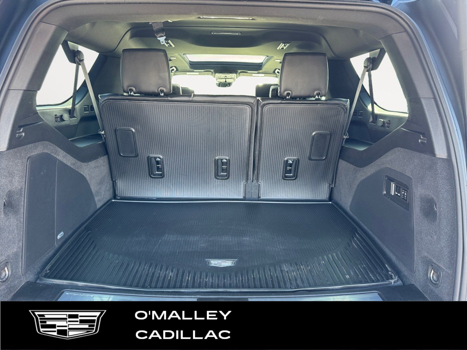 2023 Cadillac Escalade ESV Sport